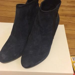 Blue suede Anne Klein ankle boots